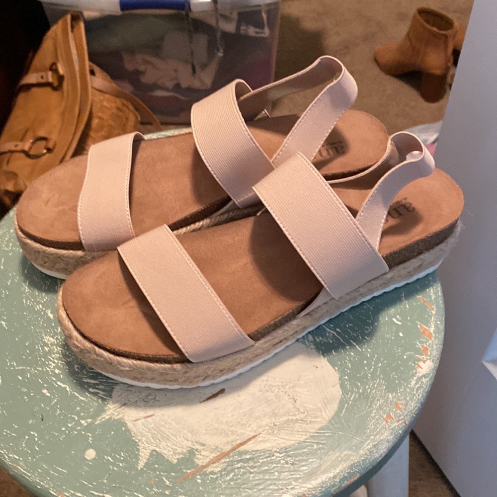 Ladies Platform Espadrilles Size 8 - image 4